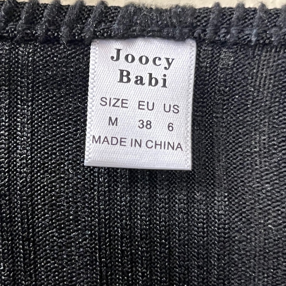 JOOCY BABI Black Cropped Bell Sleeve Sweater size S - Picture 3 of 4